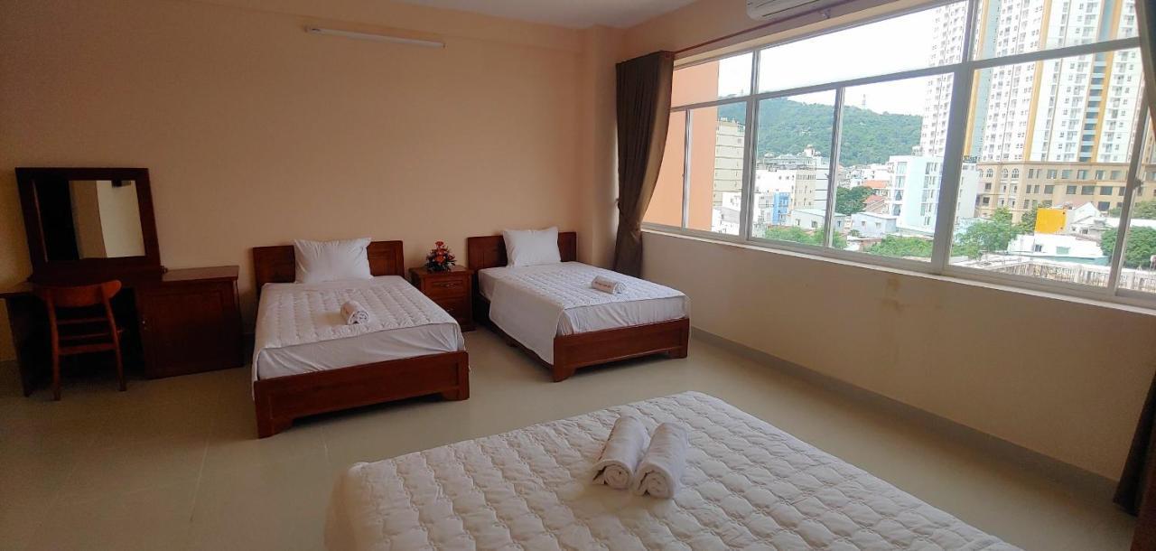 Thanh Nien - Hotel *