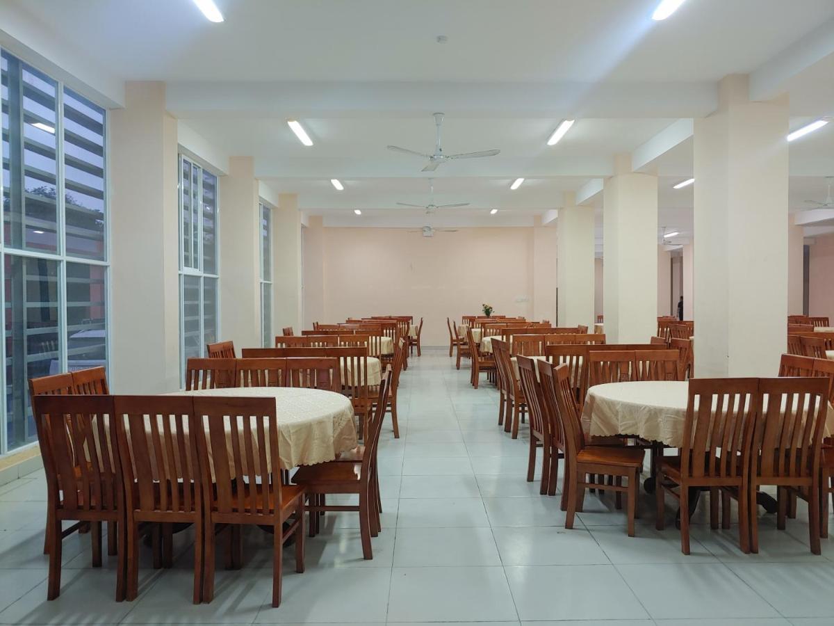 Thanh Nien - Hotel